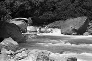 Фото 073. Река Чхалта. Прохождение порога 1.8 «Квараш»